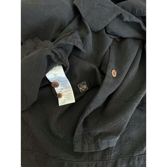 Tommy Bahama Mens XL 100% Silk Black Short Sleeve Shirt Button Floral Pocket - Picture 3 of 5